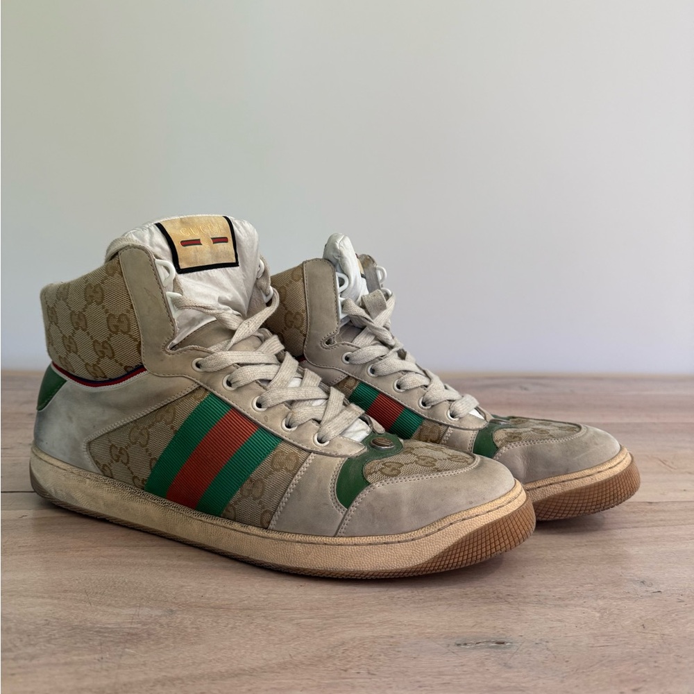 Gucci Beige High-Tops with Green and Red Accents